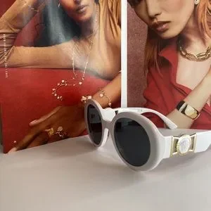 Versace | Accessories | New Versace Dark Gray Round Ladies  display picture 2